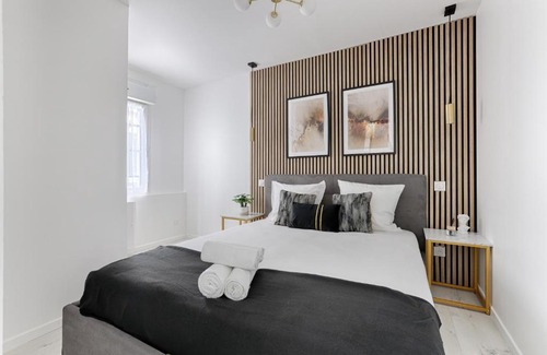 Bercy Apartment | Saint Antoine Marais Charming Apartment 1BR