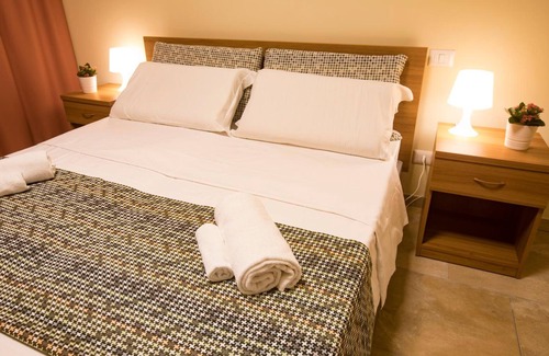 Borgo Roma Bed & Breakfast | Santa Teresa House
