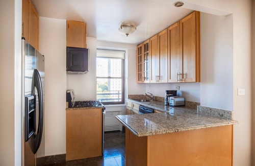 Manhattan Valley Apartment | Serene UWS 3BR w/Elevator, Doorman & Gym, nr Central Park, by Blueground