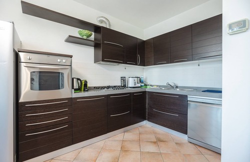 Sandra Apartment | SG Family - Maison Joanne