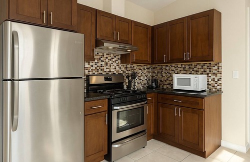 Central New York City Apartment | Spacious Spotless 2bdr apartment New York, Manhattan, Central Park, Times Square