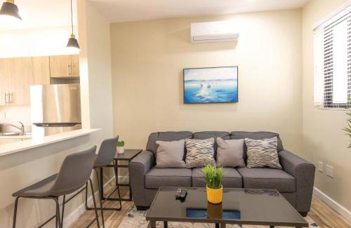 Leeward Settlement Apartment | Stay in a Long Bay Beach Villa with a Shared Pool