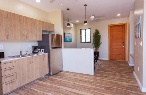 Leeward Settlement Apartment | Stay in a Long Bay Beach Villa with a Shared Pool