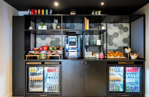 10th Arrondissement House | Staycity Aparthotels, Paris Gare De l'Est