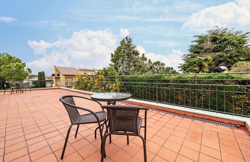 Peschiera del Garda Apartment | Studio Apartment "Civico22 - Mans 2" with Terrace & Wi-Fi