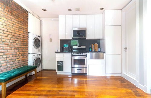 East Harlem Apartment | Stylish2 2BR Apartment in Manhattan
