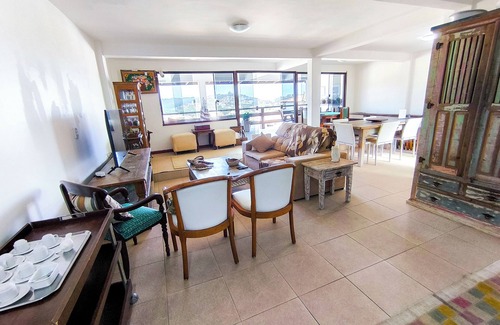 Alto de Buzios Hostel | Suítes Búzios