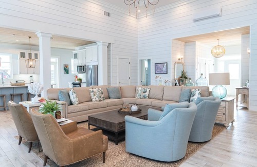 William's Town Villa | Suma Sands Villa, Beachfront w/heated pool, year-round beach, Tropic of Cancer