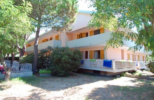 Rosolina Mare Apartment | Sun drenched seaside holiday home close to Venice