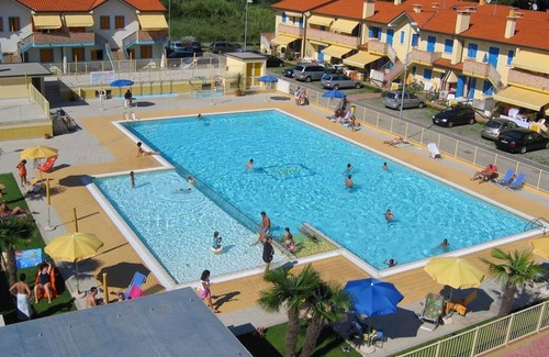 Rosapineta Apartment | Sunny holiday flat-Beahost