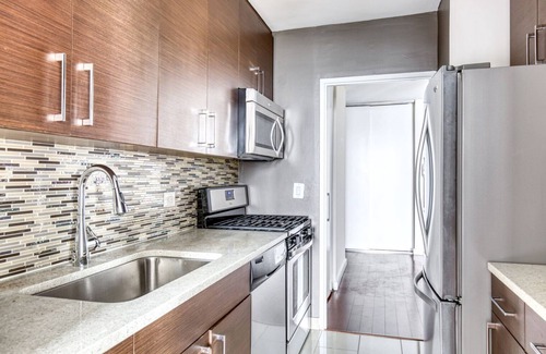 Kips Bay Apartment | Sunny Kips Bay 3BR w/Elevator & Doorman, near East River, by Blueground