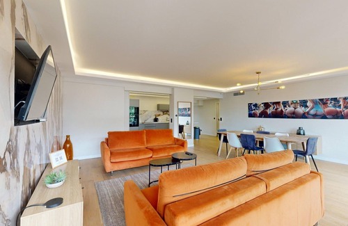 15th Arrondissement Apartment | TBS 56 - Charming spacious apartment in Paris