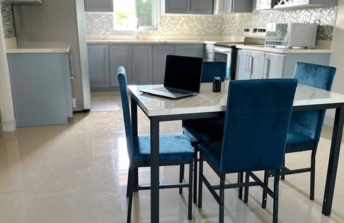 Kingston Apartment | Tranquil haven Your Comfort & Serenity awaits