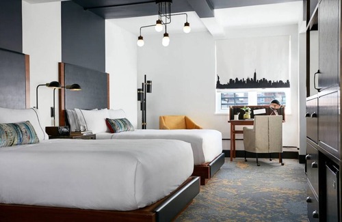 Midtown East House | Ultimate City Escape! 4 Comfortable Units, Steps to Times Square & Central Park!
