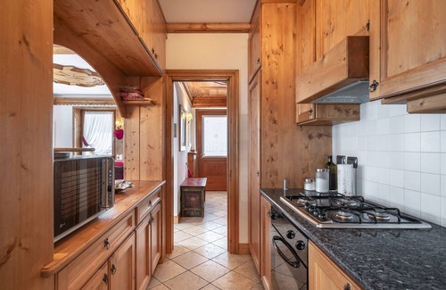 Cortina d'Ampezzo Apartment | Verocai Cozy Chalet