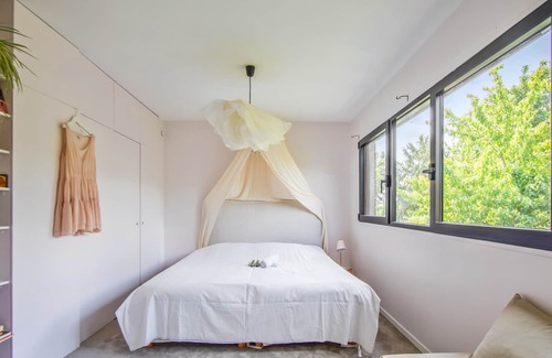 Suresnes Villa | Villa Saint-Maurice - Welkeys
