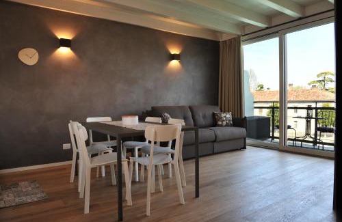 Peschiera del Garda City Centre Apartment | Voltoni Luxury Home