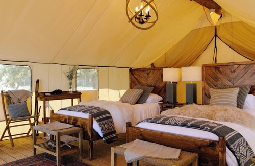 Manhattan Hotel | Voyager Twin Tent | Collective Governors | Designer Island Retreat