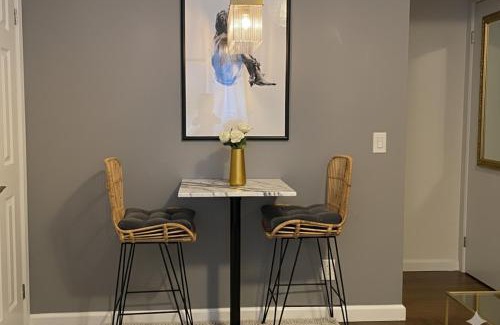 West Village Apartment | West Village Lush Green