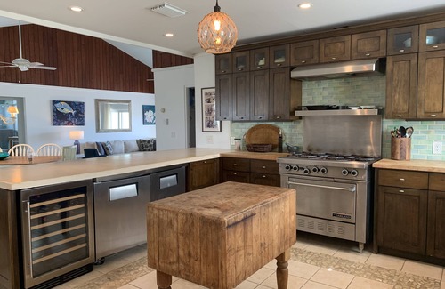 Treasure Cay House | Yellowfin House is a Beautiful Canal Front Home with Private Dock
