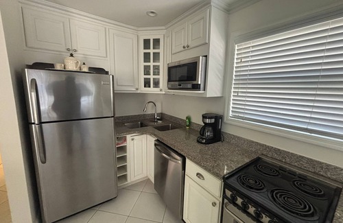 Yeoman Wood Condo | Your Tropical Home Away From Home
