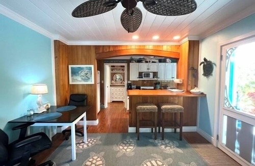 Treasure Cay Apartment | 1 Bed APT. by Beach, AUTO GENERATOR and WATER CISTERN