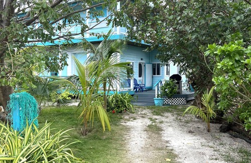 Treasure Cay Apartment | 1 Bed APT. by Beach, AUTO GENERATOR and WATER CISTERN