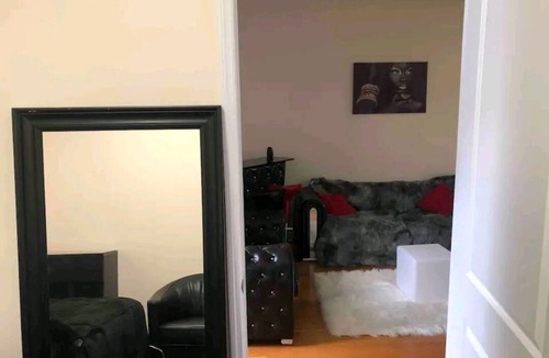 Midwood Condo | 1 Bed Room Luxury Condo w/Balcony JFK-20mins