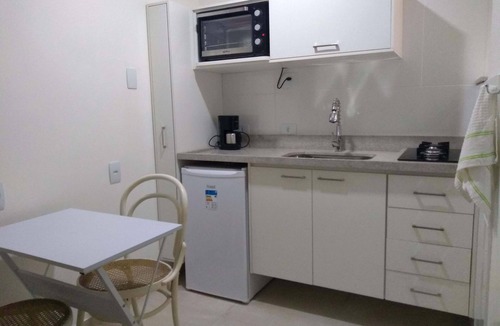 Ipanema Apartment | 1-Bedroom Apartment in Ipanema – Steps from the Beach & Arpoador's Sunset!