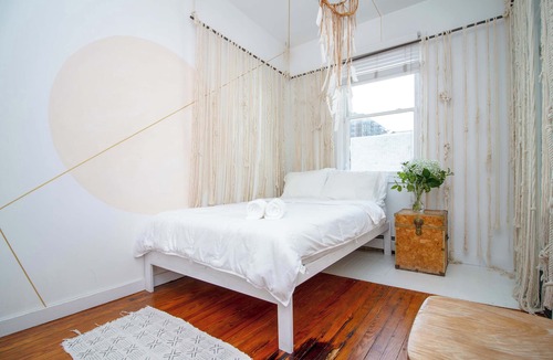 Queens House | 1 BLK from the Beach! The High Tide Studio #1