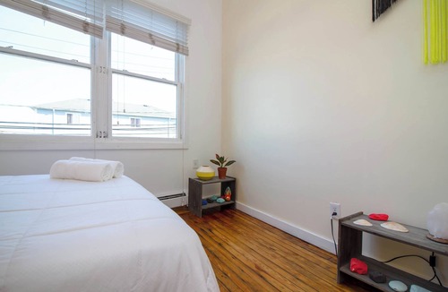Holland House | 1 BLK from the Beach! The High Tide Studio #7