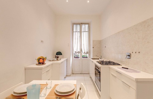 Vatican Apartment | 115 SQM AT THE VATICAN, IN THE ROME OF THE PAPES, ONE OF THE COOLEST QUARTERS OF THE CITY.