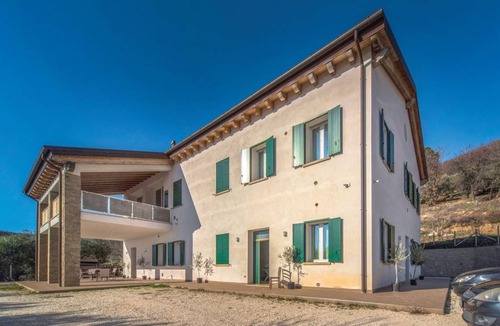 Cinto Euganeo Apartment | 120 m² Apartment ∙ 3 bedrooms ∙ 6 guests