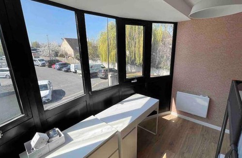Antony Apartment | 120 m² Apartment ∙ 5 bedrooms ∙ 16 guests