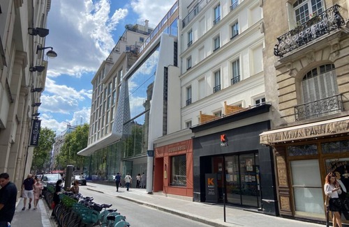 8th Arrondissement Apartment | 13 m² Studio flat ∙ 1 bedroom ∙ 2 guests