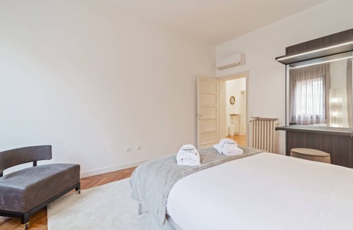 Historic Centre Apartment | 130 m² Apartment ∙ 3 bedrooms ∙ 4 guests