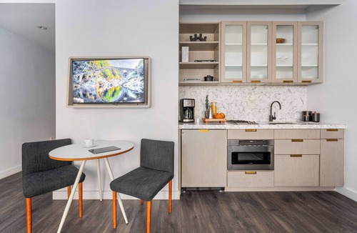 Tribeca Apartment | 17John: Classic Queen Studio Apartment