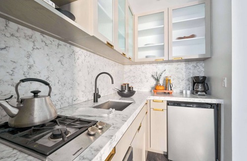 Tribeca Apartment | 17John: Luxury One Bedroom Apartment
