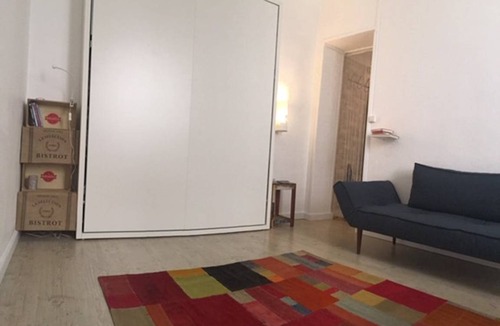 Hopital Saint-Louis Apartment | 18 m² Apartment ∙ 1 guest
