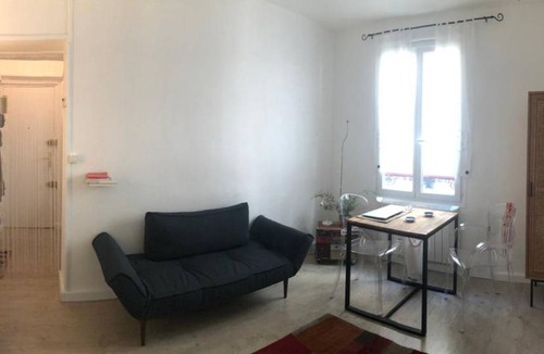 Hopital Saint-Louis Apartment | 18 m² Apartment ∙ 1 guest