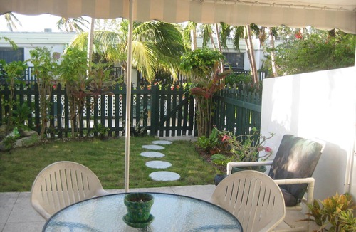 Paradise Island House | 2 Bed/2.5 Bath Townhome - Blocks From Atlantis Resort on Paradise Island