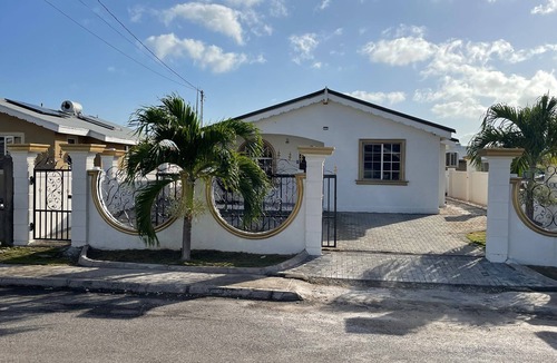 Spring Village House | 2 Bed-2 bath-AirCon-Parking-Old Harbour Nhv 3