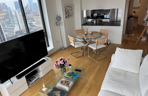 Midtown Apartment | 2 Bed Lux High Rise, steps from the Empire State
