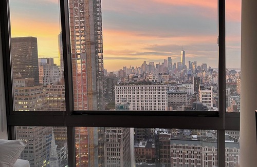 Midtown Apartment | 2 Bed Lux High Rise, steps from the Empire State