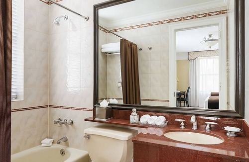 Central Park West Hotel | 2 Deluxe Suite 1 King Bed at The Lucerne Hotel!