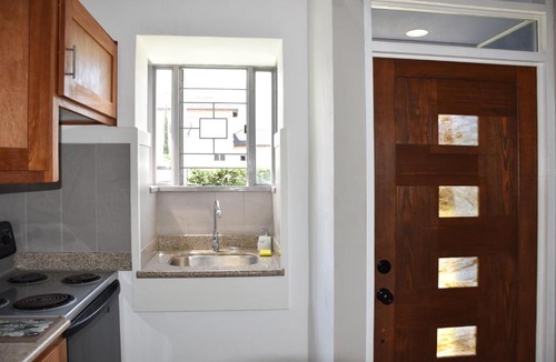 Beverly Hills Apartment | 2 Karachi Too
