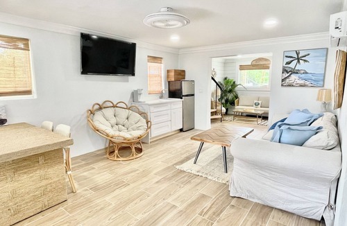 Treasure Cay House | 2 master suites w/2 separate living spaces w/pool & private beach access