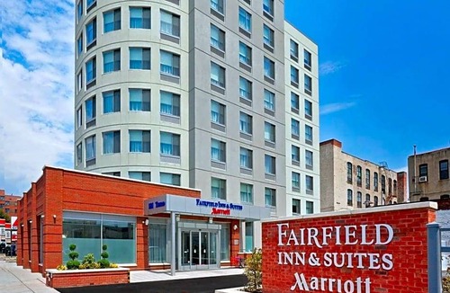 Gowanus Hotel | 2-Star Hotel ∙ Fairfield Inn & Suites By Marriott New York Brooklyn