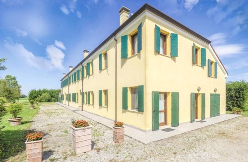 Ariano nel Polesine House | 200 m² House ∙ 4 bedrooms ∙ 9 guests