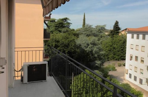 Sud-Ovest Apartment | 20min walk or 2min drive to Veronafiere